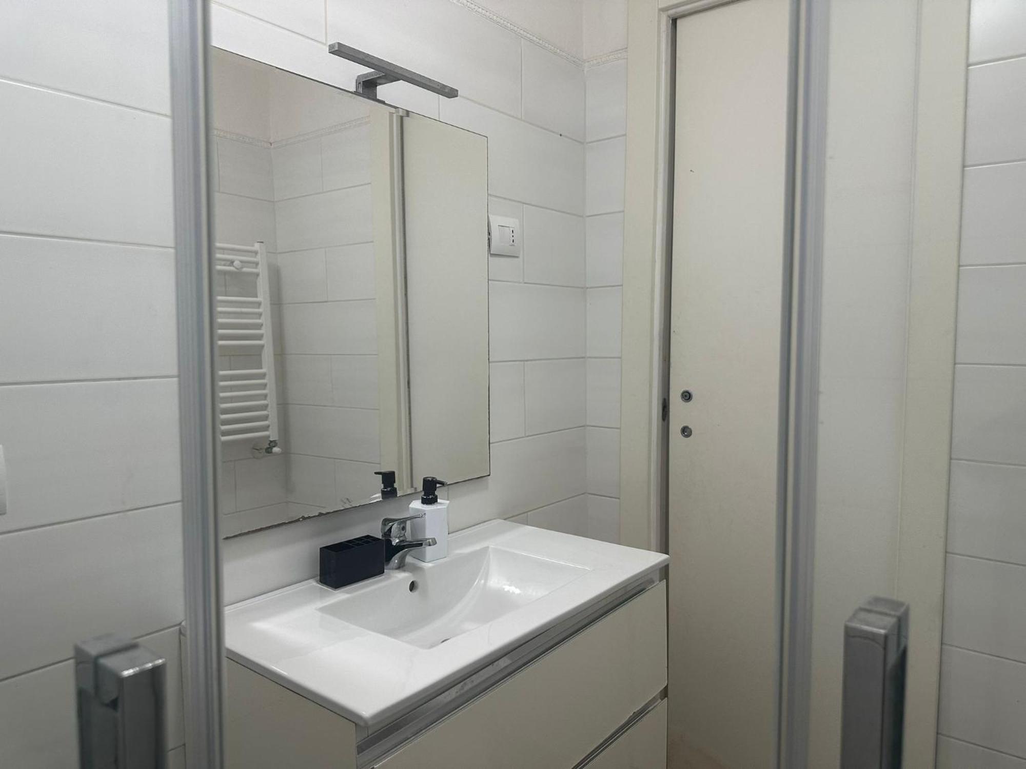 Appartamento La Spezia Stazione Centrale - Black Ngoại thất bức ảnh